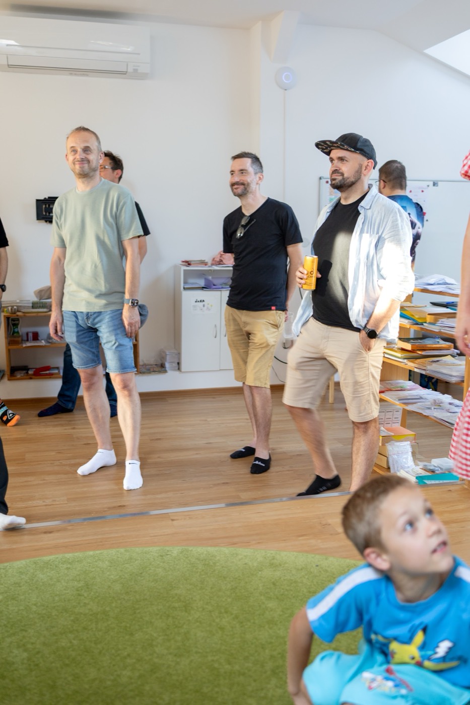 Podnikatelé a manažeři na letní grilovačce Business Meetupu Pardubice - fotka 20